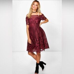 NWT Boohoo Bardot Lace Dress  10